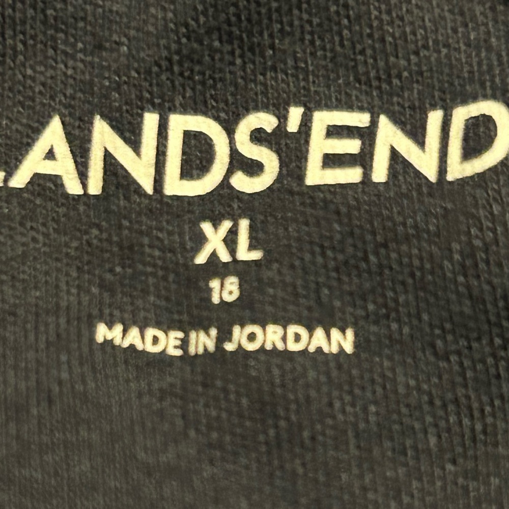 Lands' End Classic Navy capris XL - Picture 4 of 7
